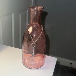 Small pink flower vase with heart key chain